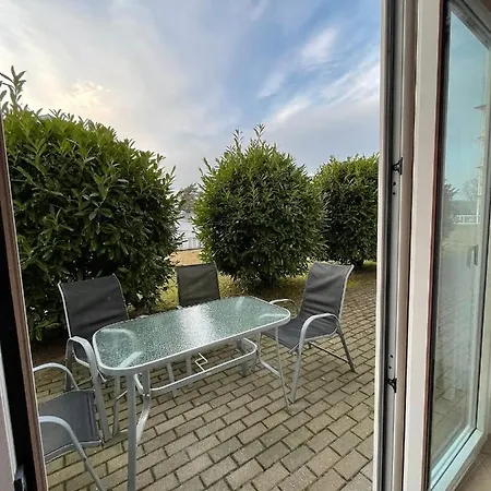 Appartementhaus Mit Balkon Im Ostseebad Hn * Goehren (Ruegen)