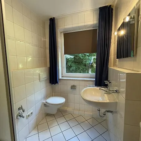 Appartementhaus Mit Balkon Im Ostseebad Hn Apartmán
