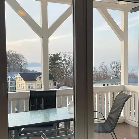 Appartementhaus Mit Balkon Im Ostseebad Hn Apartmán
