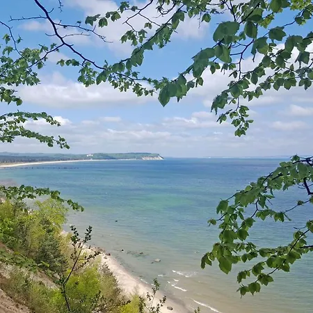 Appartementhaus Mit Balkon Im Ostseebad Hn *