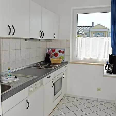 Appartementhaus Mit Balkon Im Ostseebad Hn Apartmán *