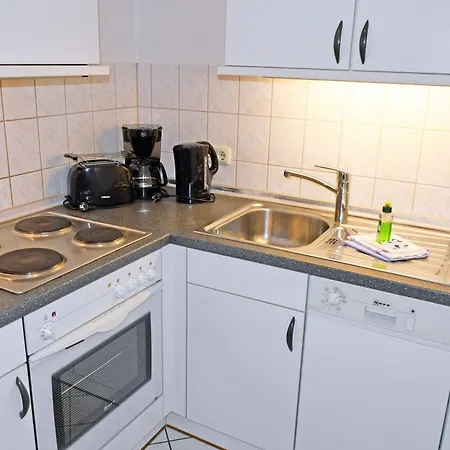 Appartementhaus Mit Balkon Im Ostseebad Hn Apartment