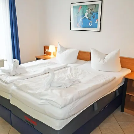 Appartementhaus Mit Balkon Im Ostseebad Hn