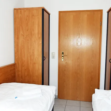 Appartementhaus Mit Balkon Im Ostseebad Hn Apartament Goehren (Ruegen)