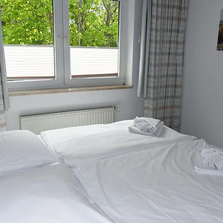 Appartementhaus Mit Balkon Im Ostseebad Hn Apartament